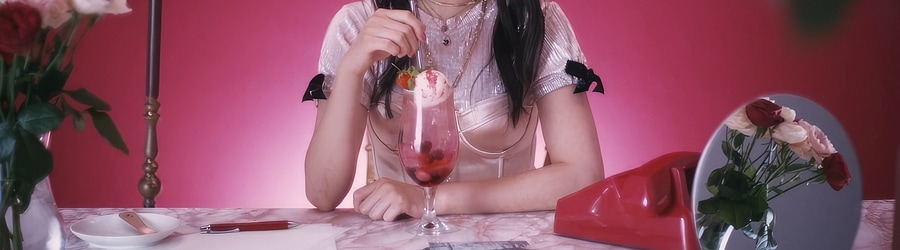 TOKYO GIRLS' STYLE - Strawberry Float banner