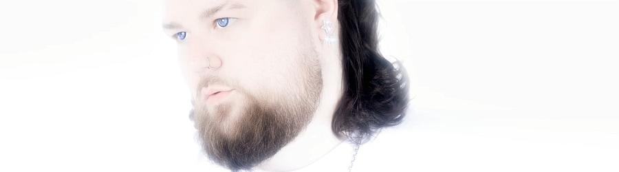 Joeyy - 1 Last Kiss banner