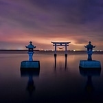 Lunatic set 15 ~ The Moon as Seen from the Shrine